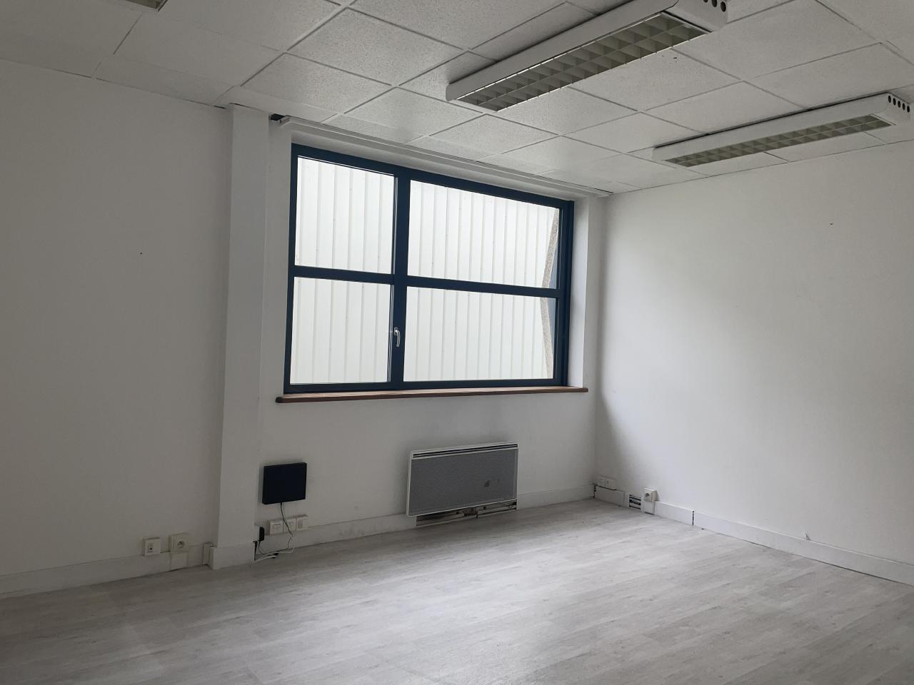 Local d'activité Ennery 610m² Location local d'activité Ennery Moselle OLACT2308680 11